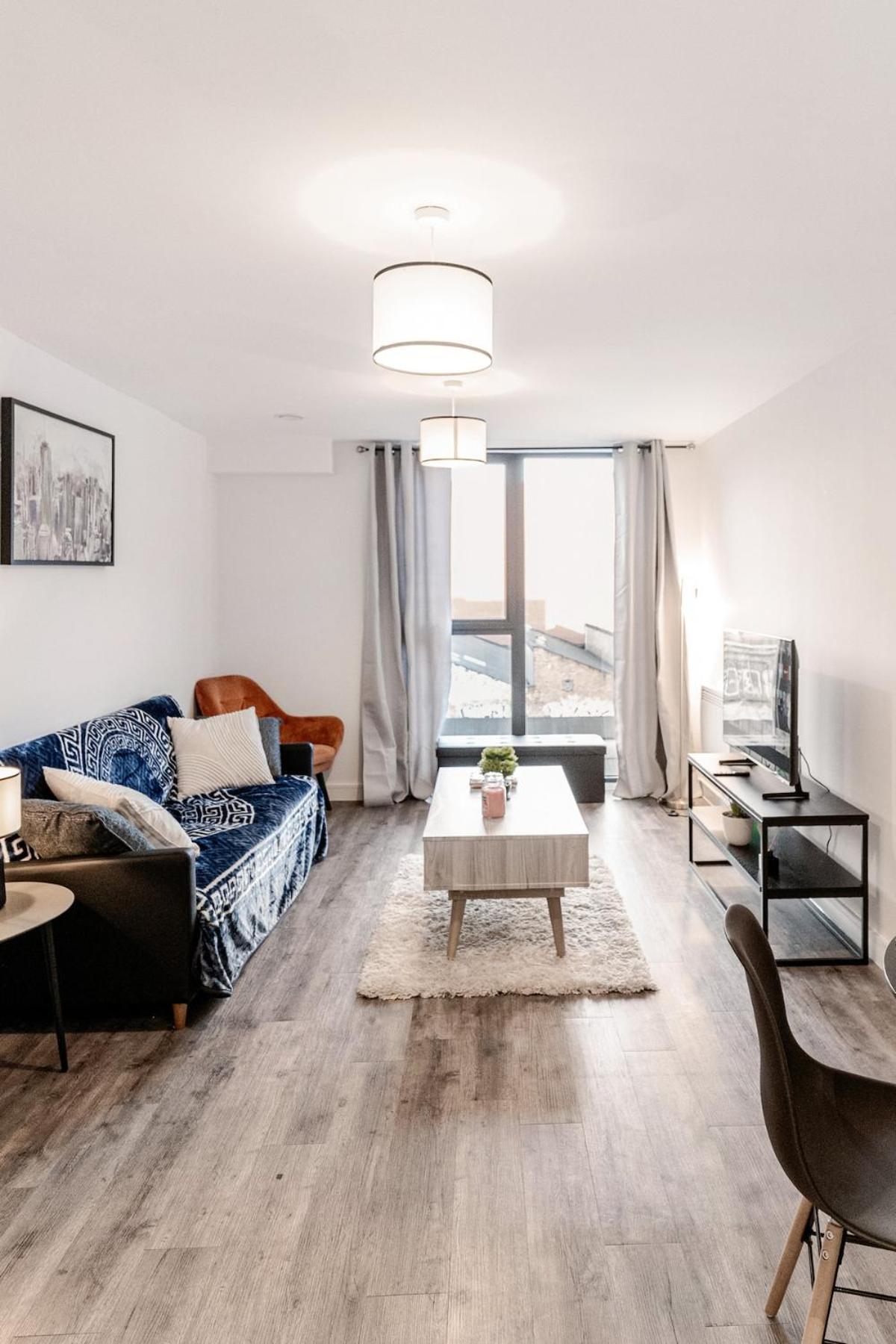 Modern Digbeth Flat Sleeps 4 Apartment Birmingham